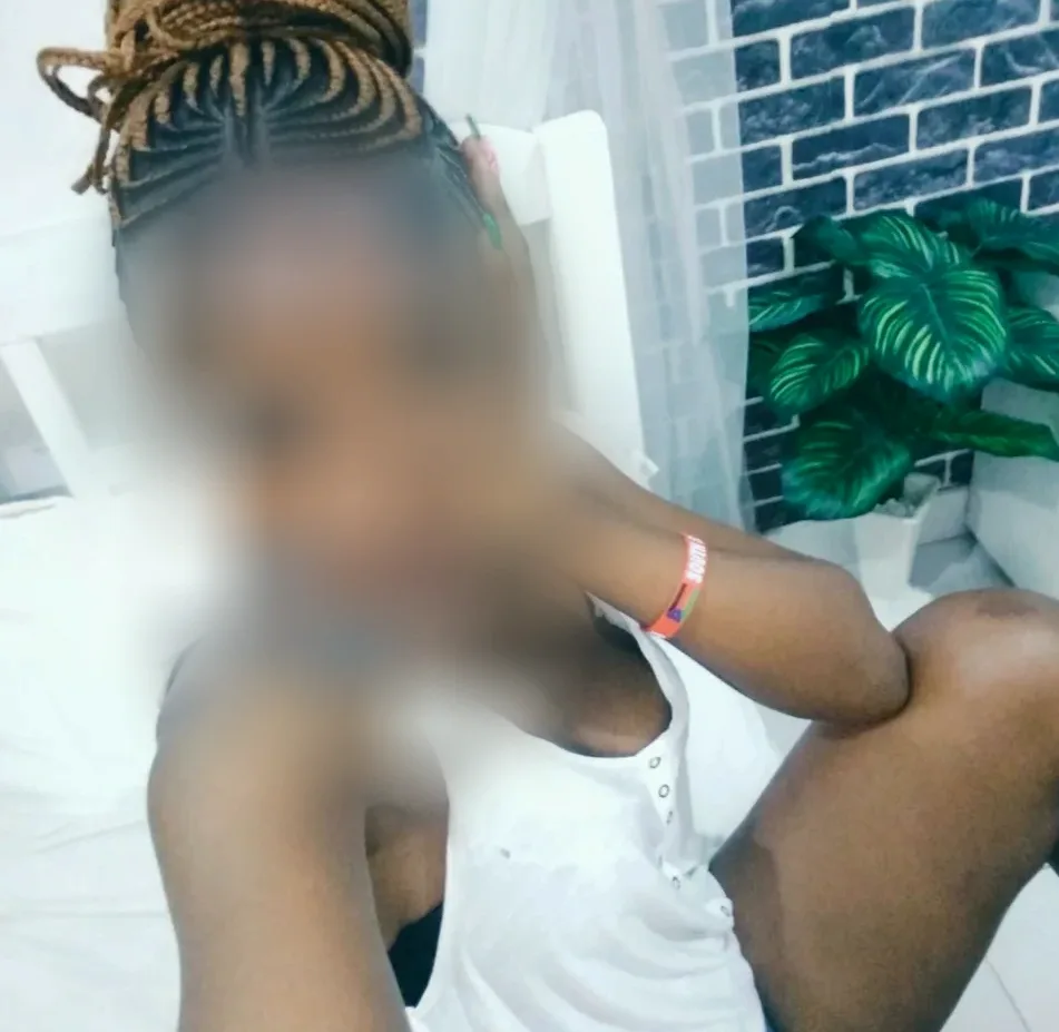 Andrea, 32 años
