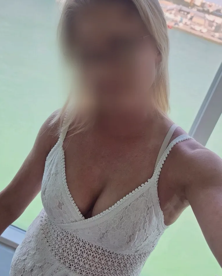 Nayara, 36 años